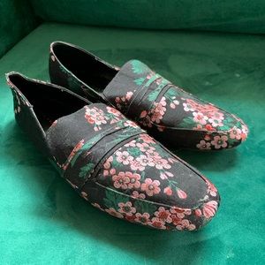 EUC ZARA Cherry Blossom Loafers Euro Sz 40
